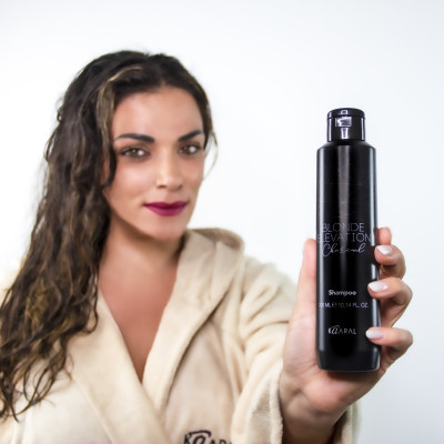 Shampo Preto Charcoal Blonde Elevation 300ml Kaaral Portugal
