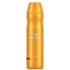 CHAMPÔ PARA CABELO E CORPO 250ML